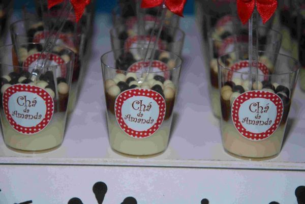 Rótulos para Copinhos de Brigadeiro